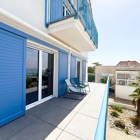 La Prestigieuse, Vue Mer, Avec 4